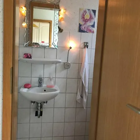 Privates Dachzimmer Mit Gemeinschaftsbad Kiel