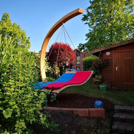 Privates Dachzimmer Mit Gemeinschaftsbad Bed & Breakfast